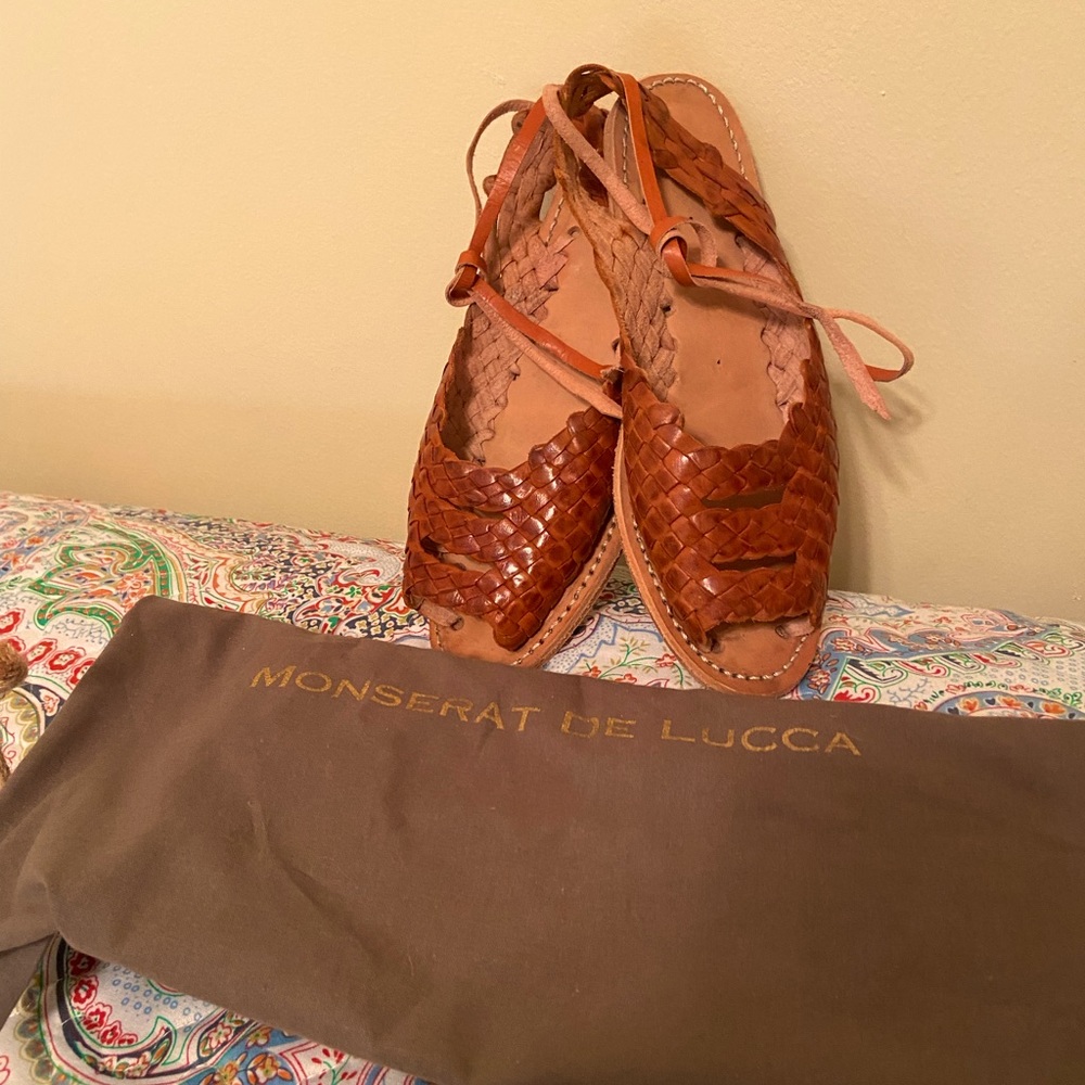 Monserat DeLucca rich saddle color shoes